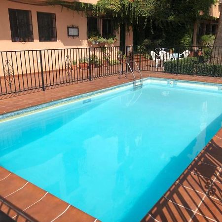 Tuguest Alhacaba Apartment - Free Parking Granada Exterior foto